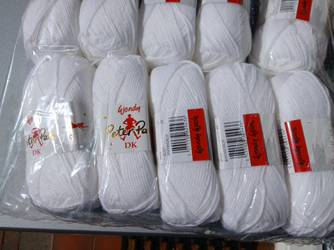 WENDY PETER PAN BABY DOUBLE KNITTING WOOL YARN 10X50g WHITE SHADE PD01 NEW