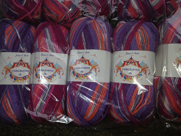 JAMES BRETT FAIRGROUND BABY DOUBLE KNITTING WOOL YARN 5X100G RANDOM PRINT DYE G6