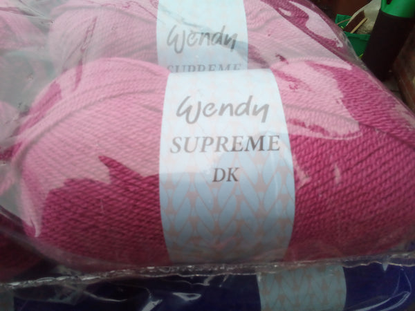 WENDY SUPREME  DOUBLE KNITTING BABY WOOL YARN 5X100G BALLS VARIOUS COLOURS