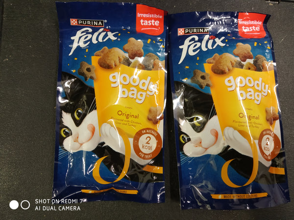 Felix Goody Bag Cat Treats Biscuits Dry Mix Meaty Fish Food 14 packets Assorted