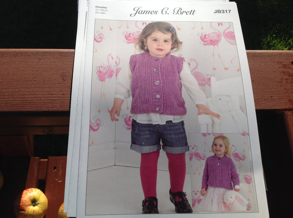 WENDY DOUBLE KNITTING WOOL KNITTING PATTERN LEAFLET 5517 Ladies Cabled Cardigan