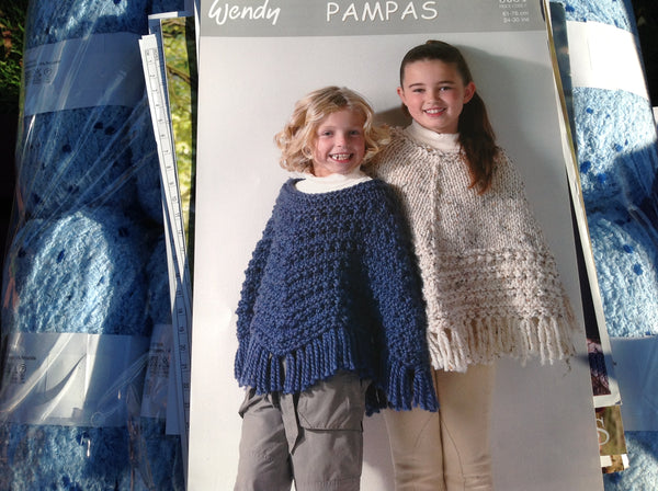 WENDY DOUBLE KNITTING WOOL KNITTING PATTERN LEAFLET 5517 Ladies Cabled Cardigan