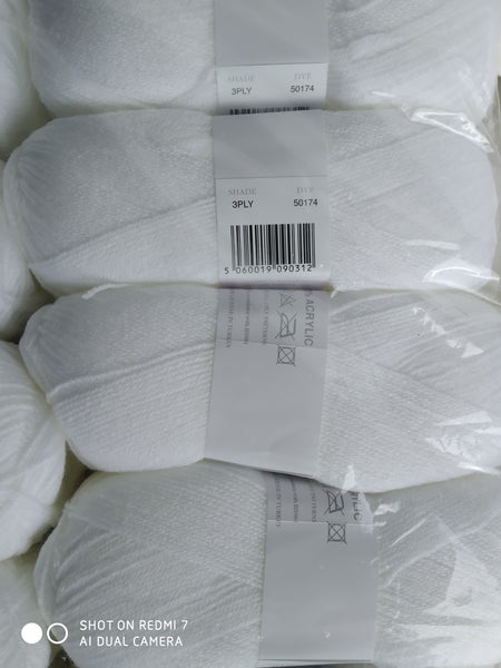 JAMES C BRETT SUPERSOFT BABY 3PLY KNITTING WOOL YARN 5X100G WHITE NEW