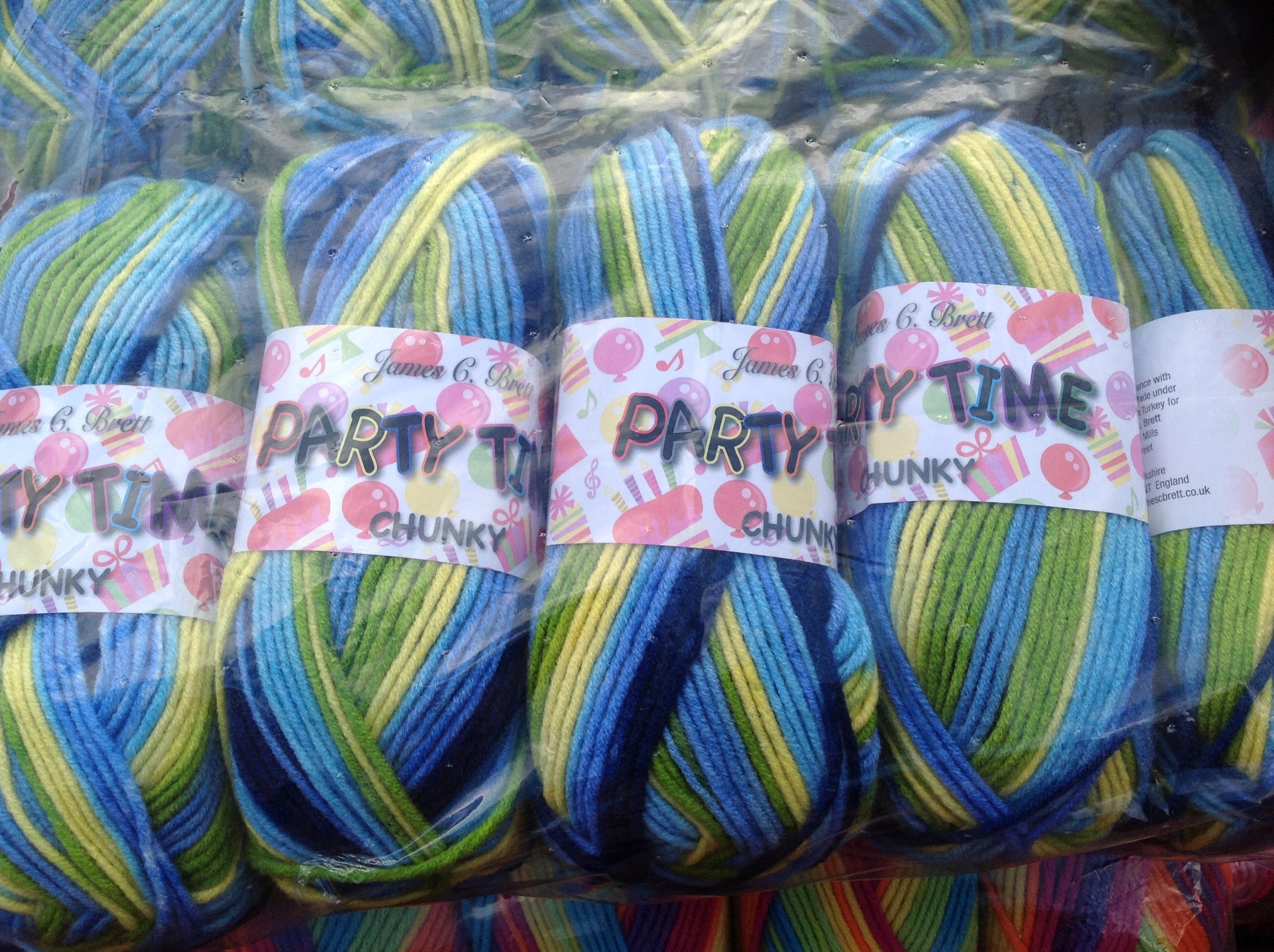 5 X100 GRAM BALLS OF JAMES C BRETT PARTY TIME CHUNKY KNITTING WOOL YARN.IN VARIOUS COLOURS