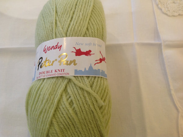 WENDY PETER PAN DOUBLE KNITTING WOOL YARN 5X50G BALLS 13 VARIOUS COLOURS AVAILABLE