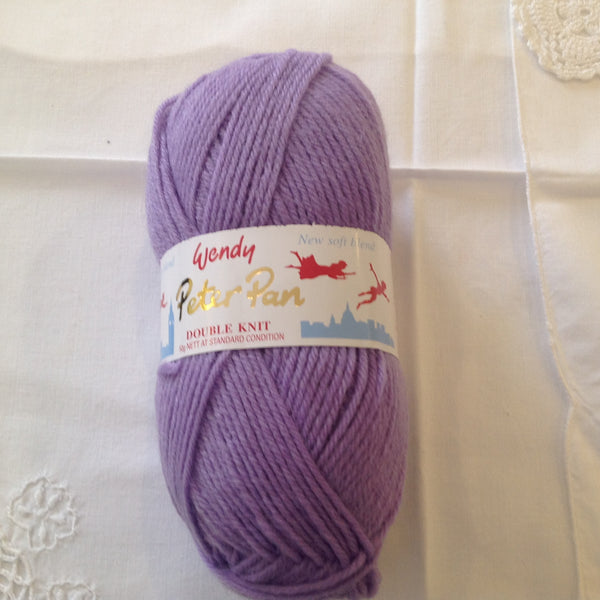 WENDY PETER PAN DOUBLE KNITTING WOOL YARN 5X50G BALLS 13 VARIOUS COLOURS AVAILABLE