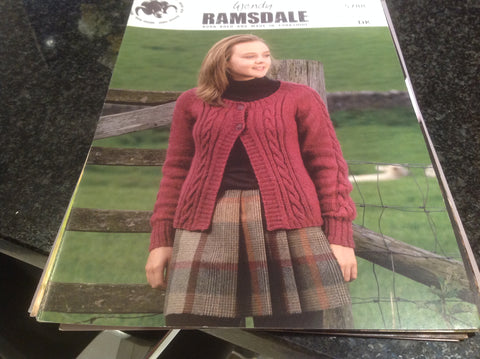 WENDY RAMSDALE WOOL DOUBLE KNITTING PATTERN 5788 LADIES LONG AND SHORT SLEEVE CARDIGAN NEW