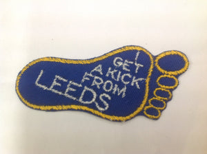 LEEEDS UNITED FOOTBALL CLUB BADGE PATCH APPLIQUE SEW OR GLUE ON.