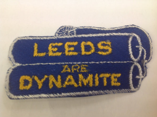 LEEEDS UNITED FOOTBALL CLUB BADGE PATCH APPLIQUE SEW OR GLUE ON.