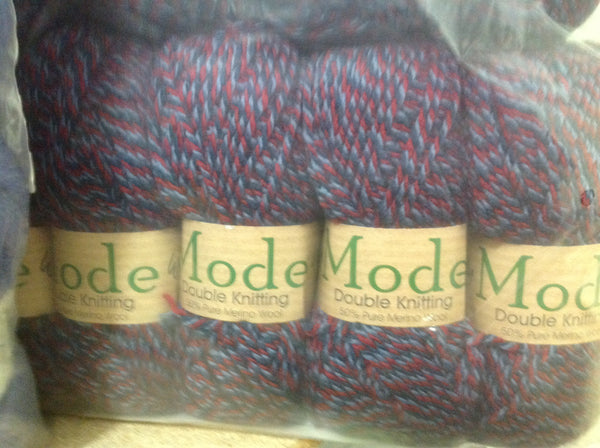 WENDY MODE DOUBLE KNITTING KNITTING  50% MERINO  WOOL YARN 4X50G BALLS NEW